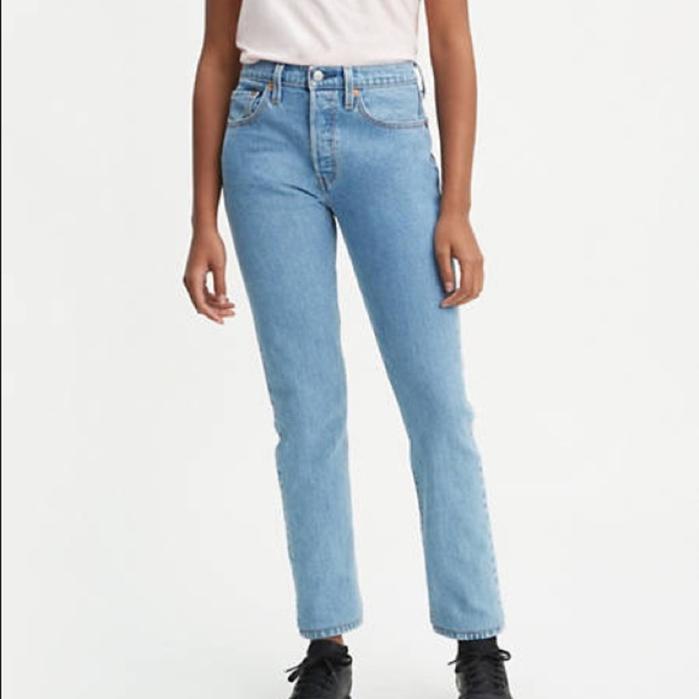 Levi’s 501 Skinny Stretch light wash jeans size 27W x 29L Small Blessings
